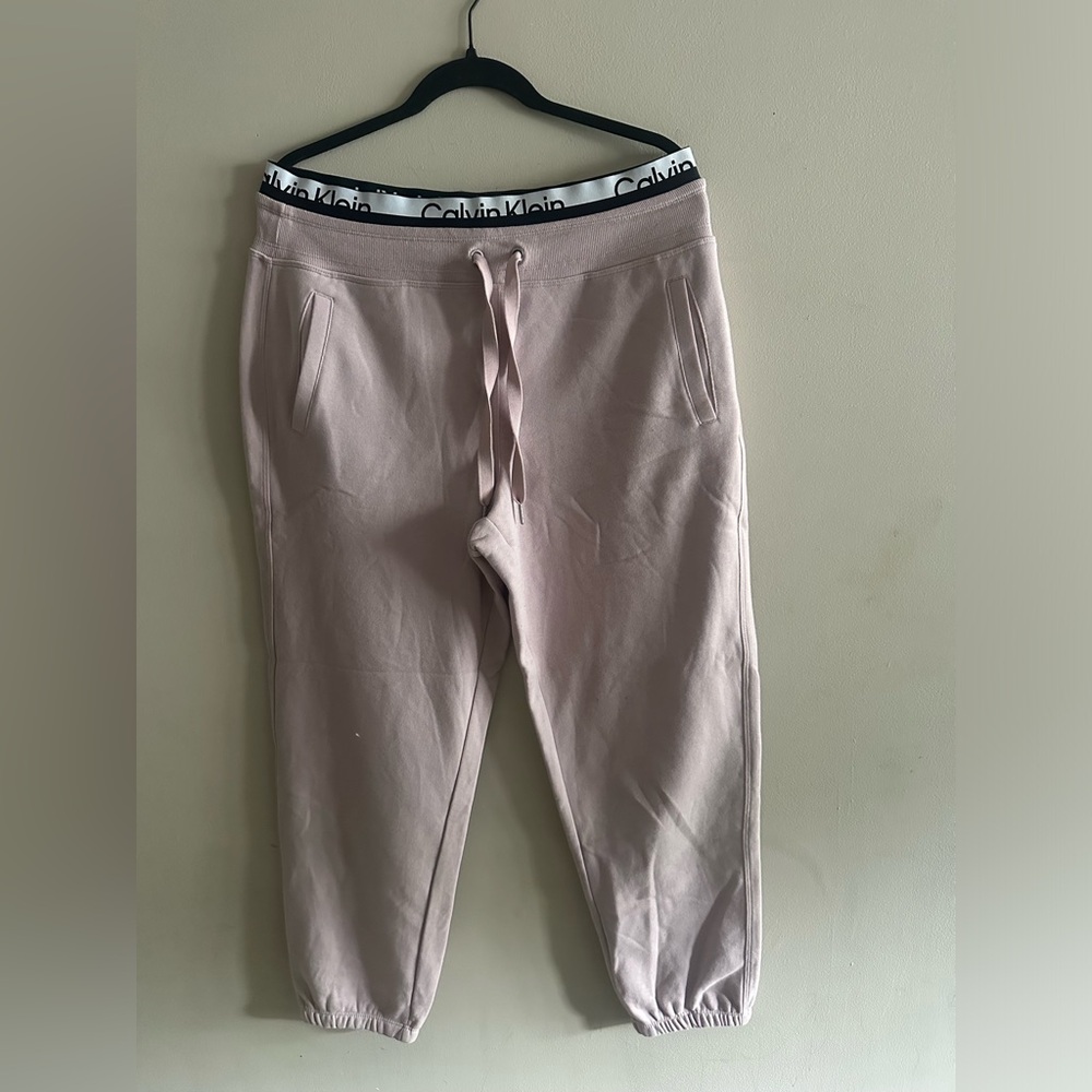 NWT Calvin Klein Light Pink Women’s Jogger Sweatpants Branded Waistband Size XL